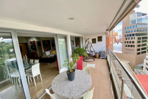 caracas-las-mercedes-1br-luxury-condo-caracas-ushombi-3