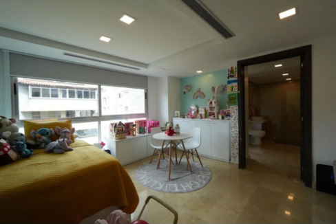 caracas-los-naranjos-5br-penthouse-caracas-venezuela-ushombi-10