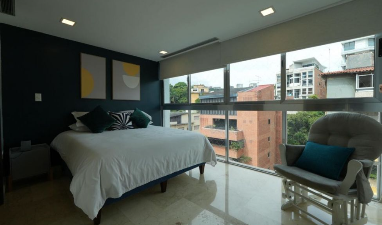 caracas-los-naranjos-5br-penthouse-caracas-venezuela-ushombi-8