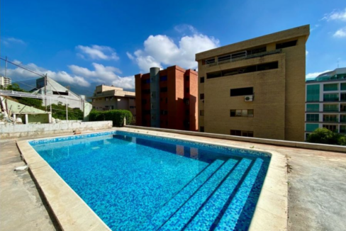 las-mercedes-caracas-remodeled-4br-condo-caracas-venezuela-ushombi-1
