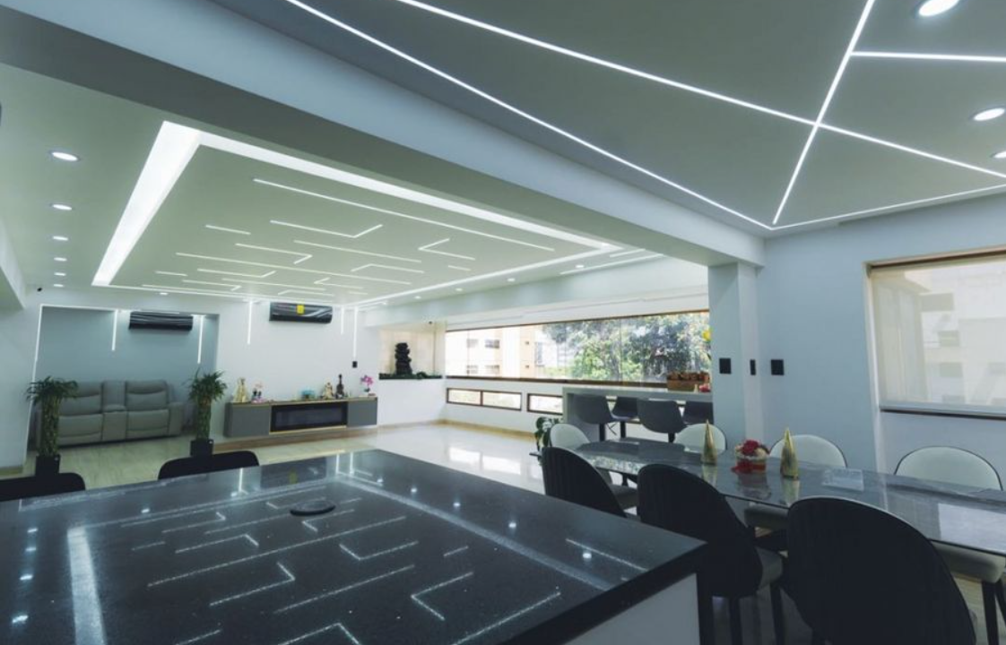 las-mercedes-caracas-remodeled-4br-condo-caracas-venezuela-ushombi-3