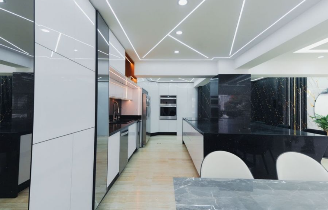 las-mercedes-caracas-remodeled-4br-condo-caracas-venezuela-ushombi-4