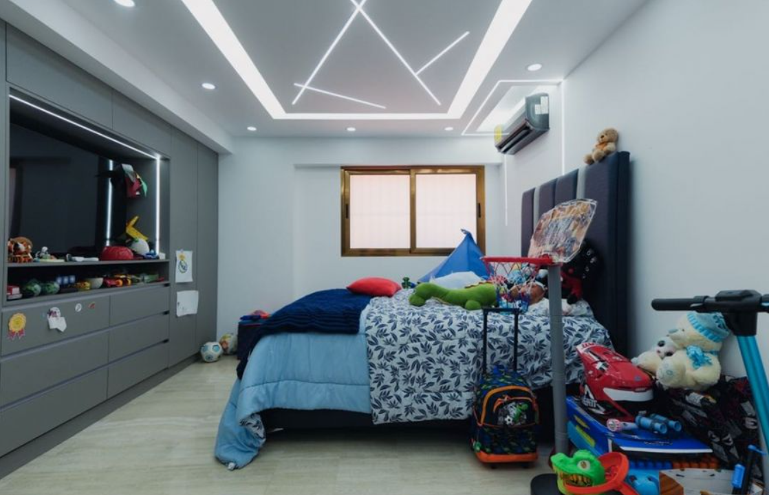 las-mercedes-caracas-remodeled-4br-condo-caracas-venezuela-ushombi-9