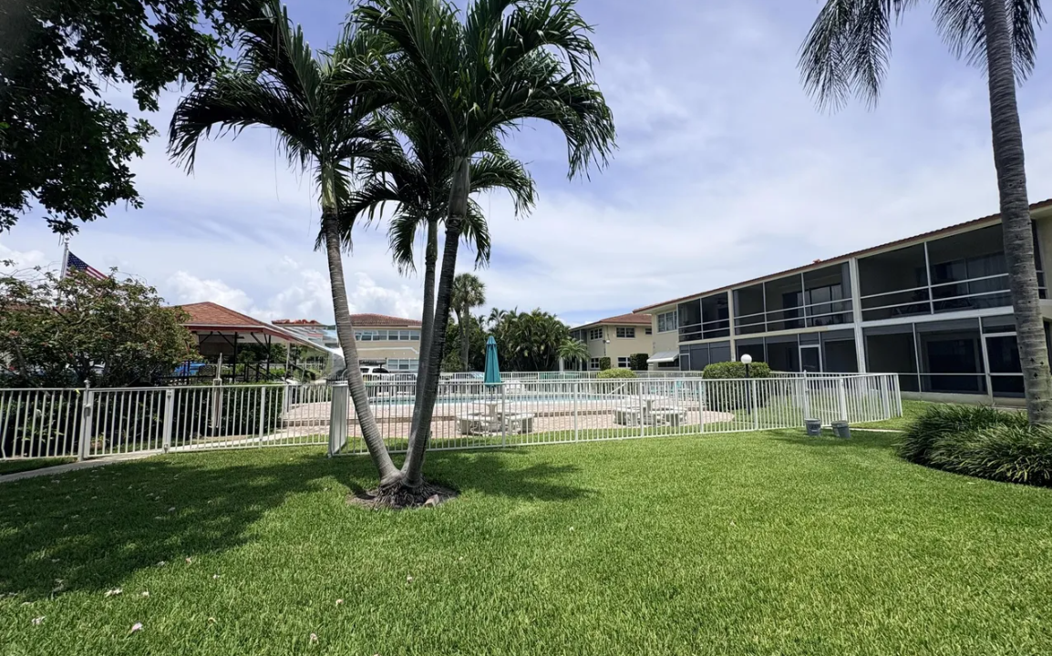 lighthouse-point-1br-turn-key-condo-lighthouse-point-ushombi-1