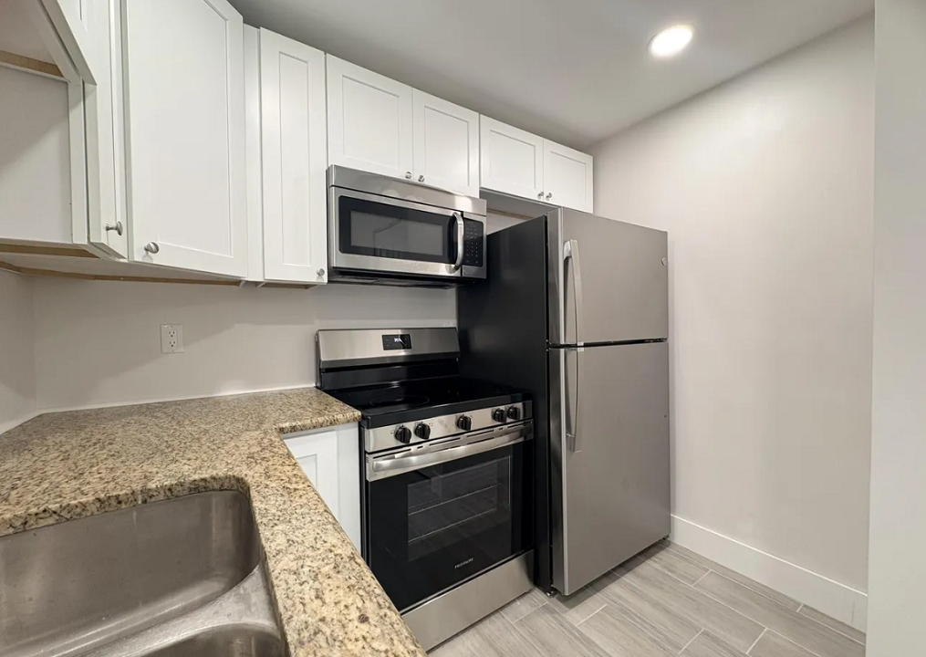 lighthouse-point-1br-turn-key-condo-lighthouse-point-ushombi-6