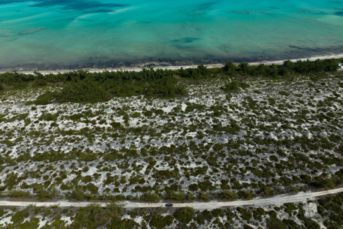 wild-cow-run-2-acre-oceanfront-lot-middle-caicos-ushombi-4