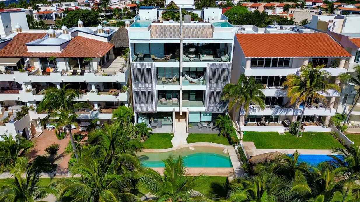 casacun-3br-beachfront-condo-mexico-ushombi-2