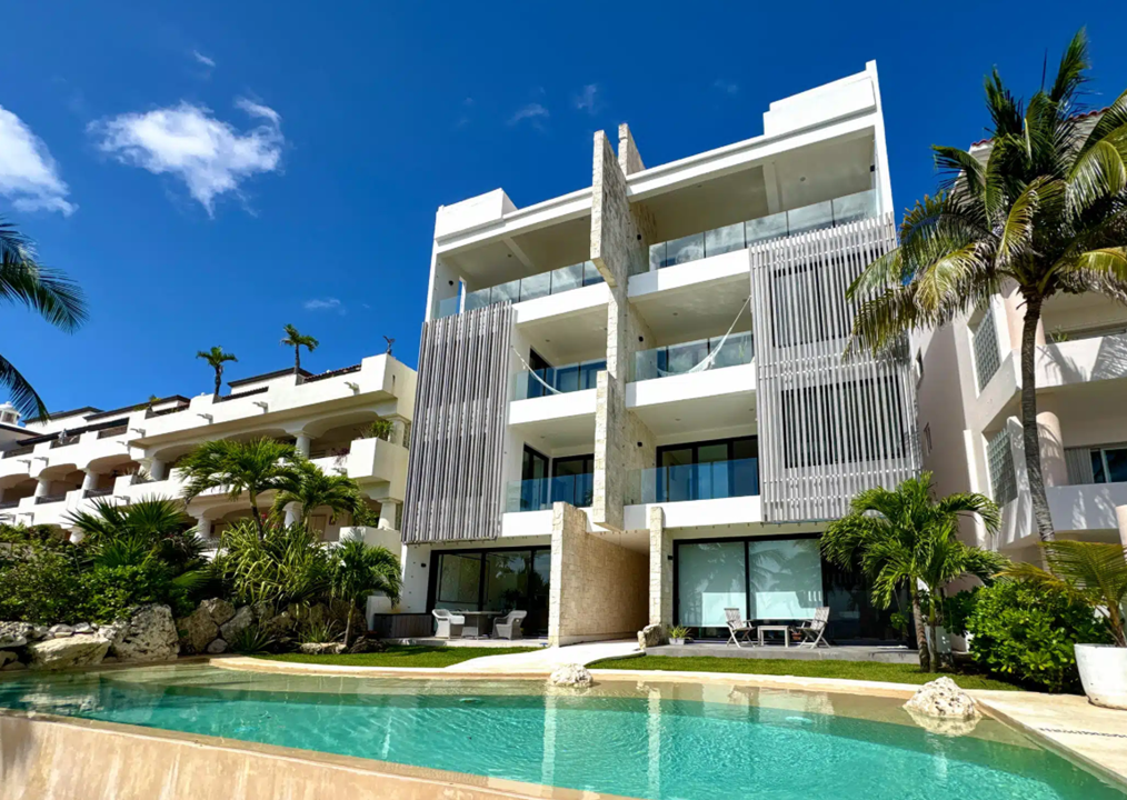 casacun-3br-beachfront-condo-mexico-ushombi-4