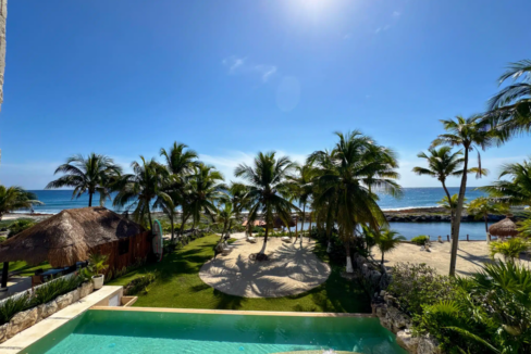 casacun-3br-beachfront-condo-mexico-ushombi-5