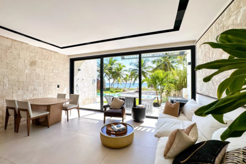 casacun-3br-beachfront-condo-mexico-ushombi-7