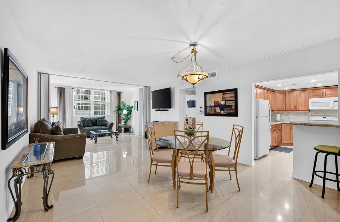 galt-towers-1br-waterfront-condo-florida-ushombi-5