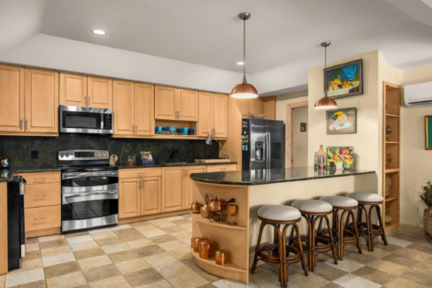 last-resort-governors-rd-4br-villa-tci-ushombi-8