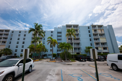 santa-clara-condominiums-1br-in-key-west-ushombi-1