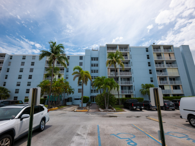 Santa Clara Condominiums