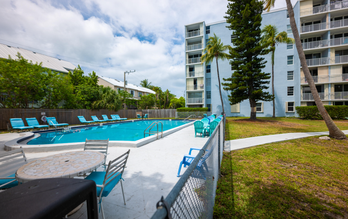 santa-clara-condominiums-1br-in-key-west-ushombi-3
