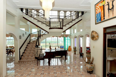 stony-hill-jamaica-6br-luxury-villa-jamaica-ushombi-4