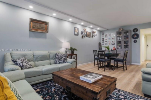 tamarac-gate-one-condo-1br-opportunity-florida-ushombi-4