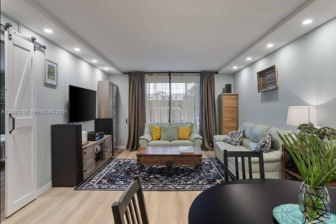 tamarac-gate-one-condo-1br-opportunity-florida-ushombi-5