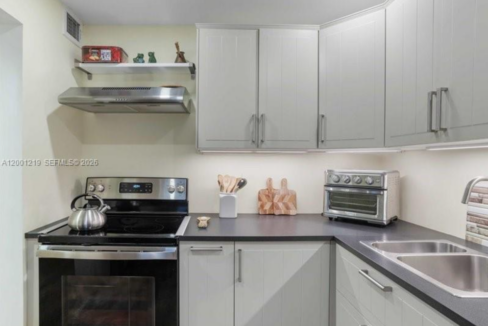 tamarac-gate-one-condo-1br-opportunity-florida-ushombi-7