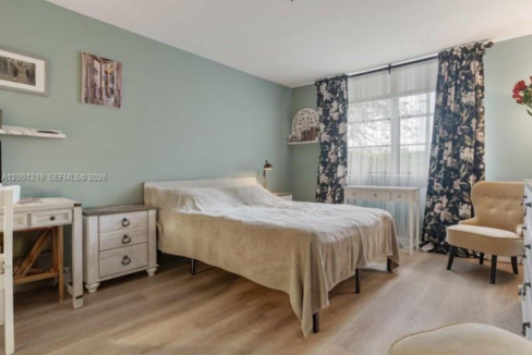 tamarac-gate-one-condo-1br-opportunity-florida-ushombi-8