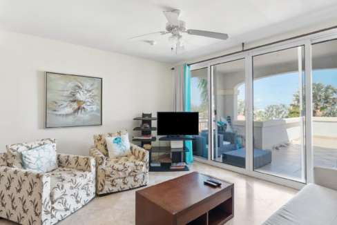 the-bight-4-206-1br-in-turtle-cove-turks-and-caicos-ushombi-7