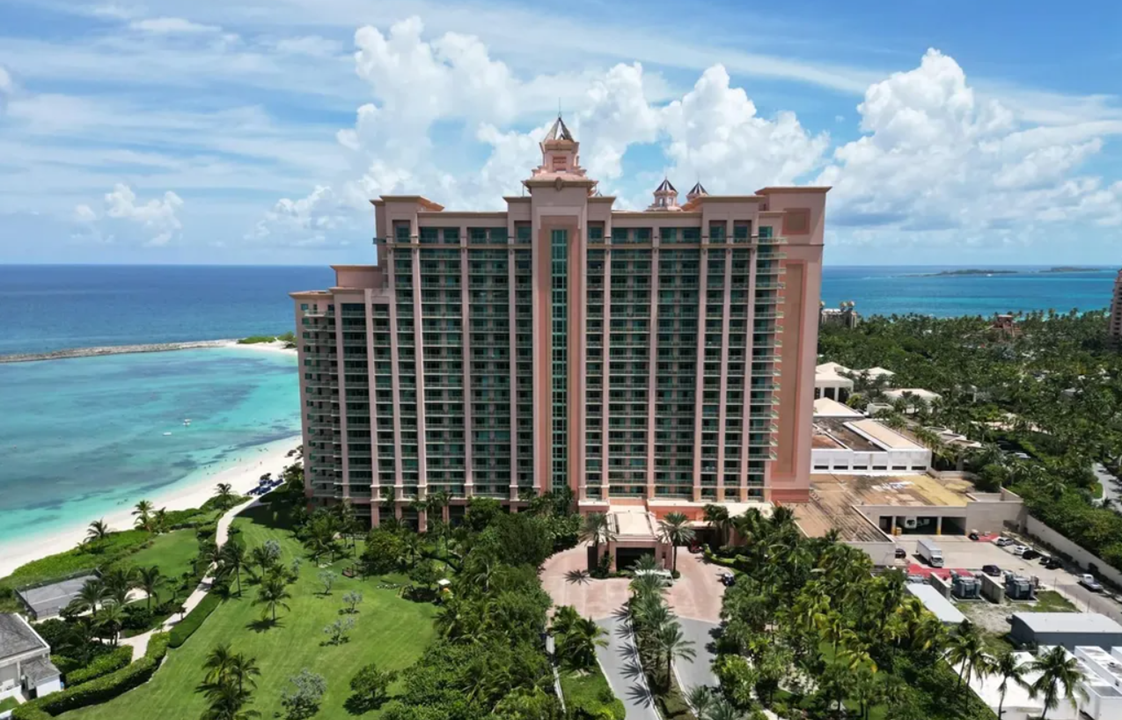 the-reef-atlantis-ocean-view-1br-condo-bahamas-ushombi-1