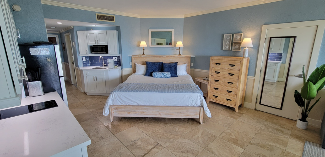 west-end-bahamas-1br-beachfront-condo-bahamas-ushombi-4