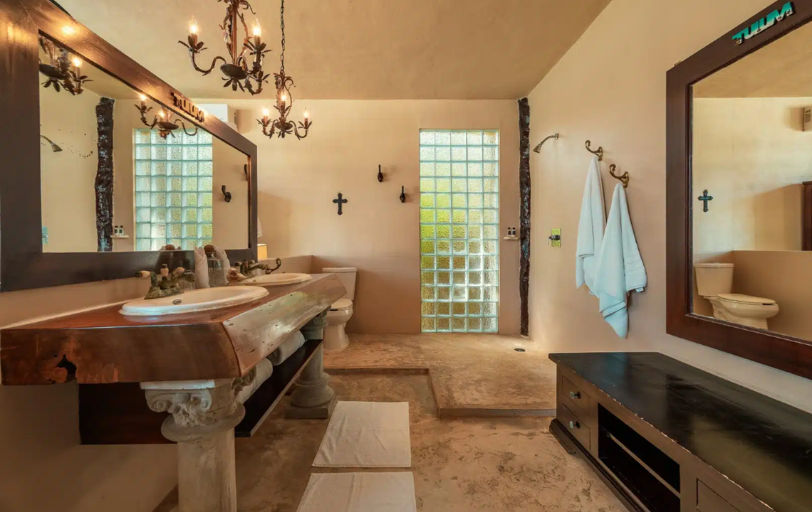 casa-chic-tulum-7br-beachfront-villa-mexico-ushombi-11