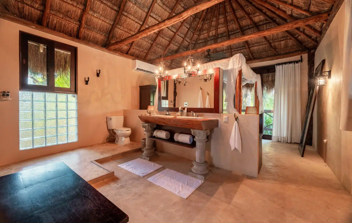 casa-chic-tulum-7br-beachfront-villa-mexico-ushombi-14