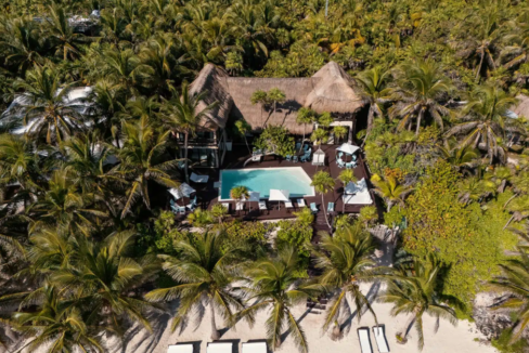 casa-chic-tulum-7br-beachfront-villa-mexico-ushombi-5