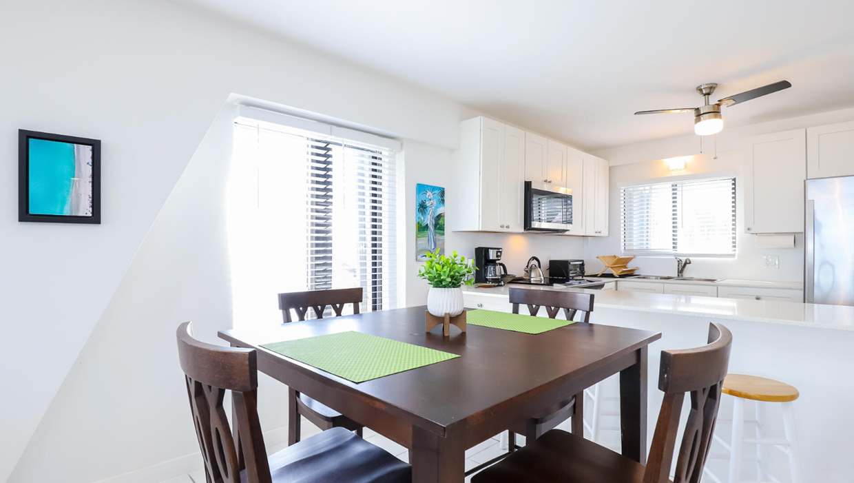 st-thomas-palm-gardens-2br-condo-ushombi-5