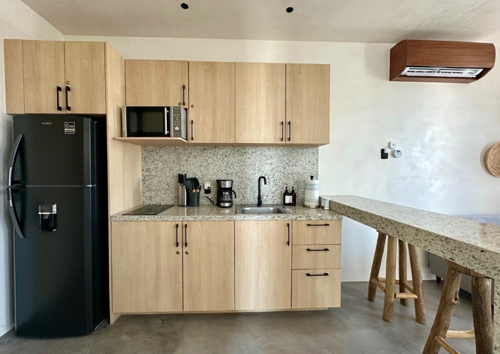 torre-48-playa-del-carmen-spacious-studio-mexico-ushombi-6
