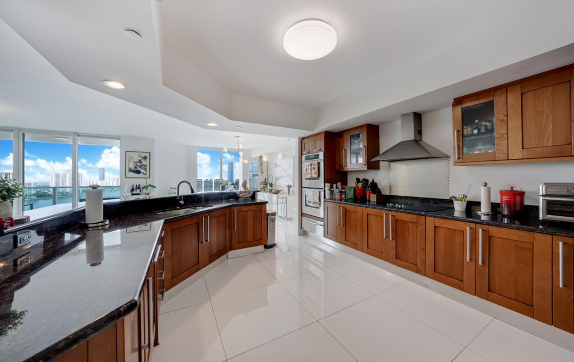 3301-ne-183rd-street-unit-2007-miami-ushombi-8
