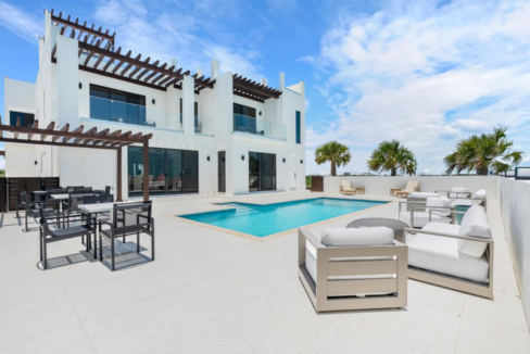36-flamingo-road-turks-and-caicos-ushombi-1