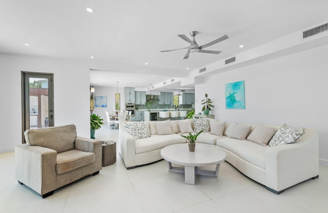 36-flamingo-road-turks-and-caicos-ushombi-5