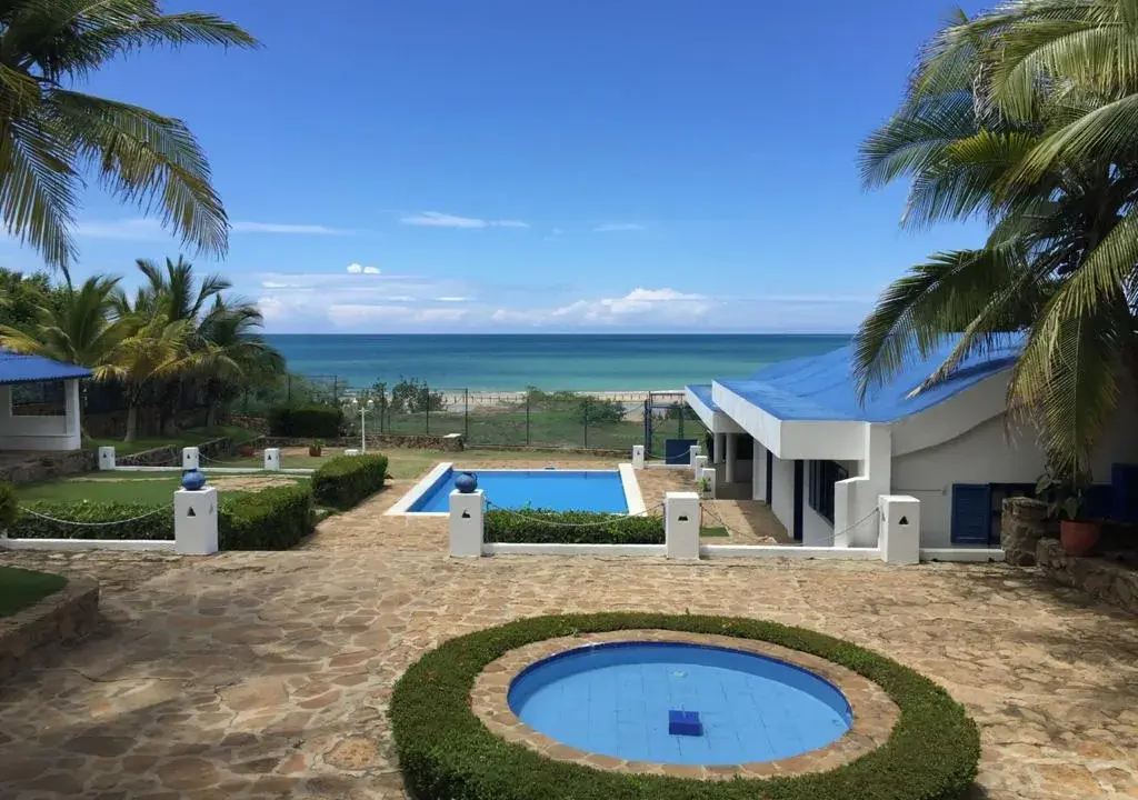 casa-mikonos-playa-mendoza-4br-home-ushombi-1