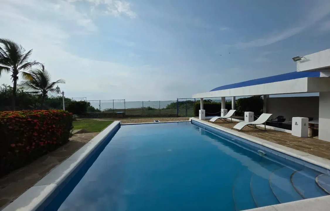 casa-mikonos-playa-mendoza-4br-home-ushombi-3