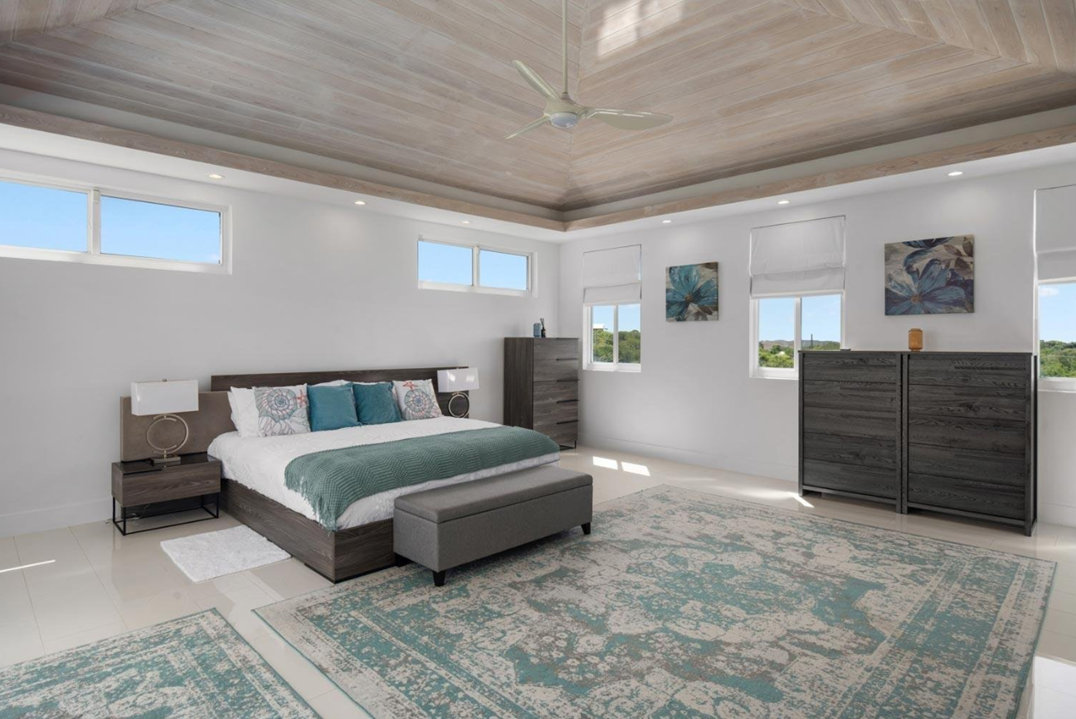 gecko-court-10-4br-oceanview-villa-tci-ushombi-9