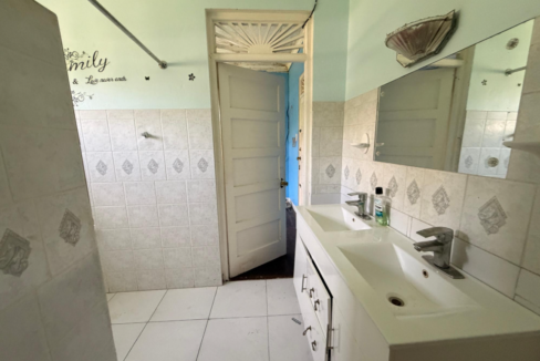 highgate-jamaica-6br-home-jamaica-ushombi-7