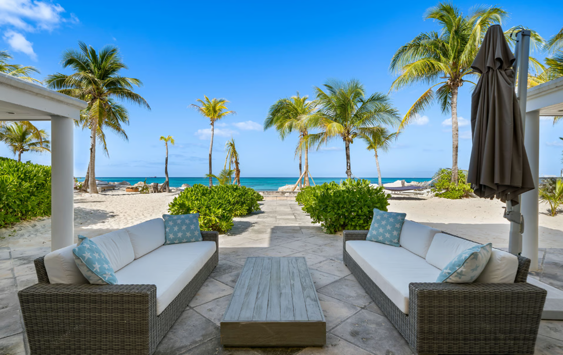 old-fort-bay-beachfront-bliss-5br-bahamas-ushombi-2