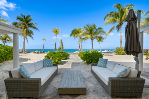 old-fort-bay-beachfront-bliss-5br-bahamas-ushombi-2