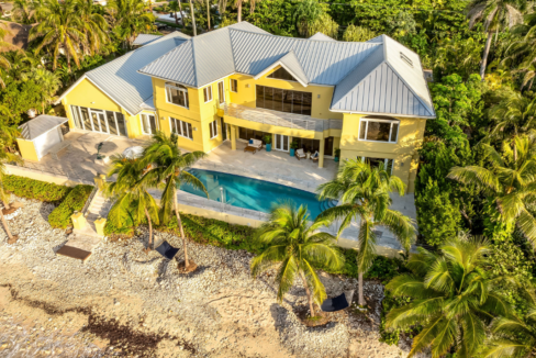 villa-gabrielle-luxury-oceanfront-estate-cayman-islands-ushombi-2