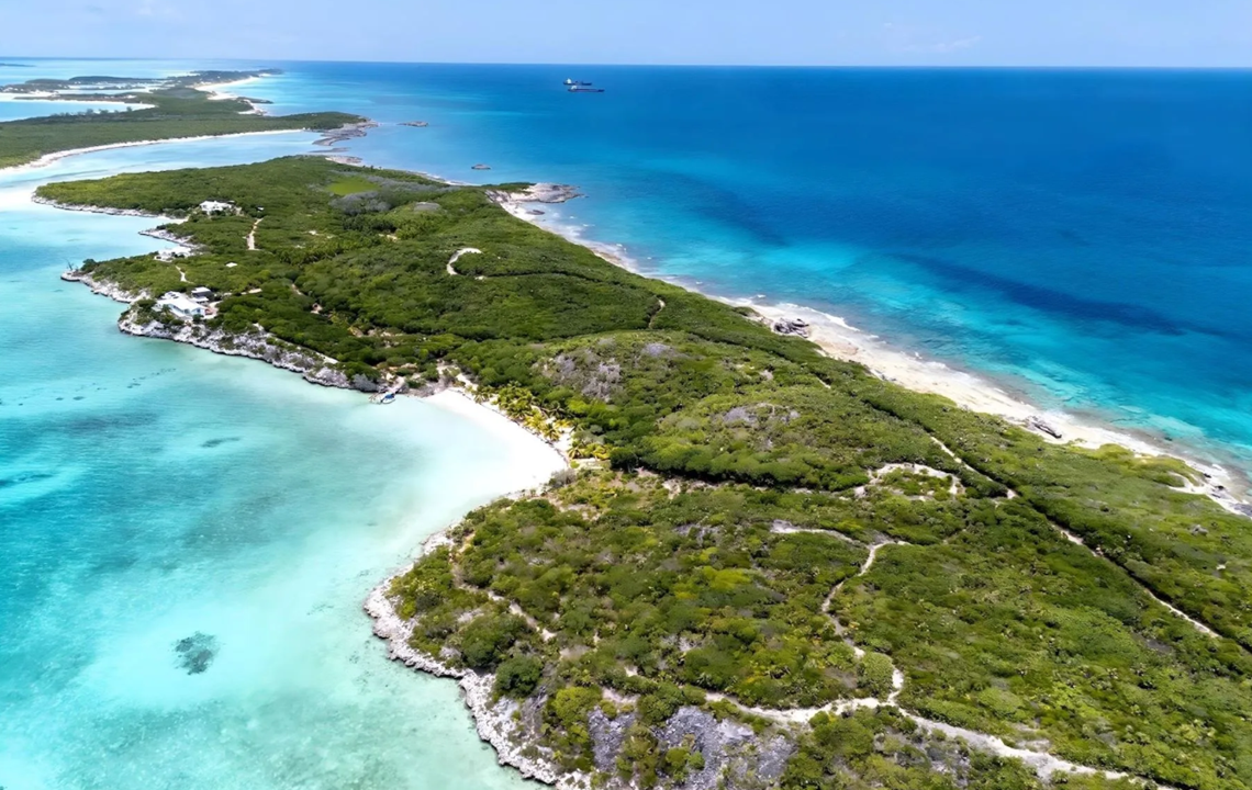 25-38-acres-elizabeth-island-in-exuma-ushombi-1