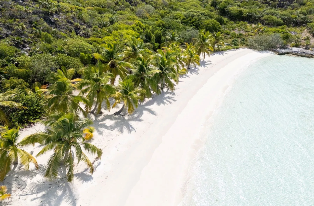 25-38-acres-elizabeth-island-in-exuma-ushombi-3