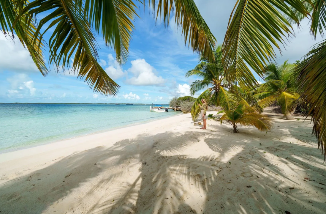 25-38-acres-elizabeth-island-in-exuma-ushombi-4