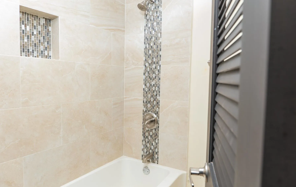 27-norman-manley-blvd-2br-in-negril-jamaica-ushombi-6