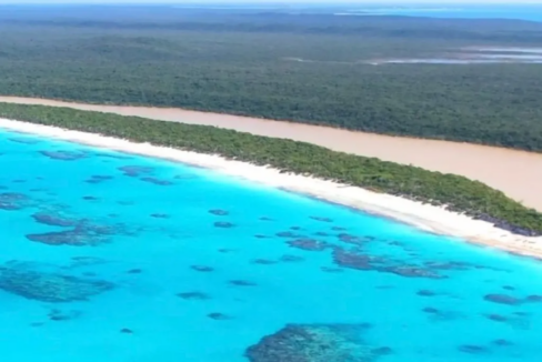 frazier-tract-340-acres-in-rum-cay-bahamas-ushombi-2