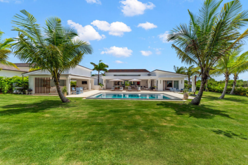 la-vereda-26-5br-contemporary-villa-casa-de-campo-ushombi-2