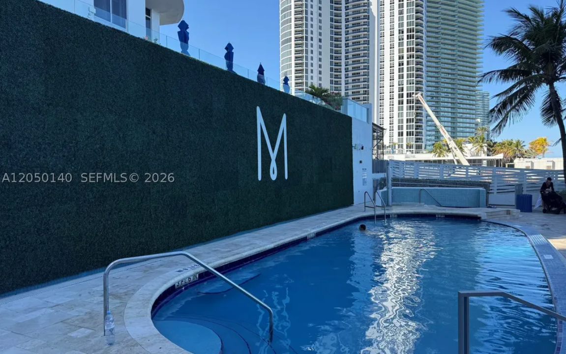 marenas-resort-1br-beachfront-condo-florida-ushombi-4