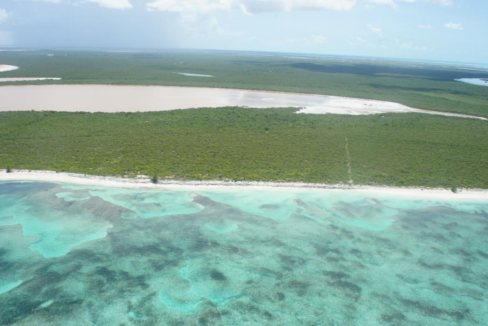 north-caicos-200-acre-beachfront-lot-tci-ushombi-3